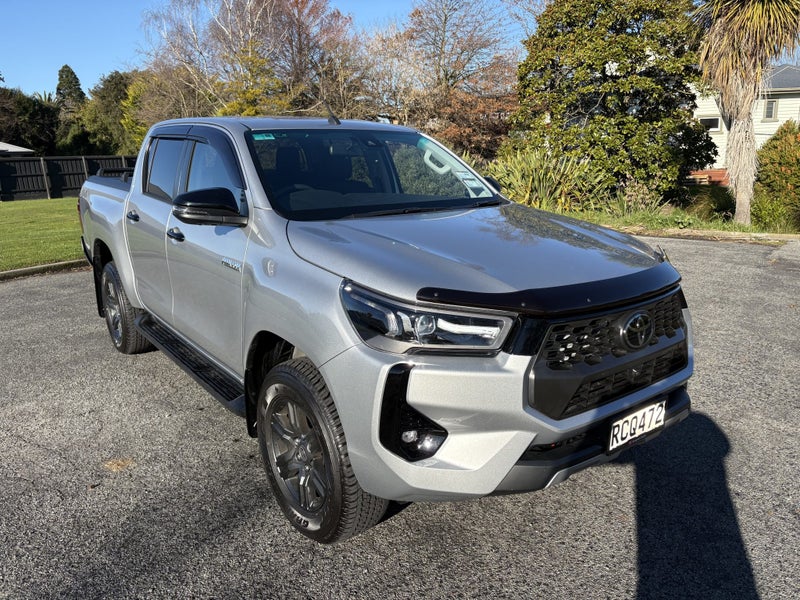 2024 Toyota Hilux SR5 2.8DT Hybrid 6AT 4WD DCW/...