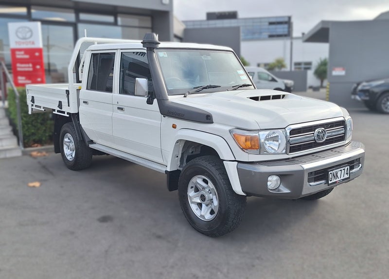 2024 Toyota Land Cruiser 70 LX 4.5DT 5 Speed Ma...