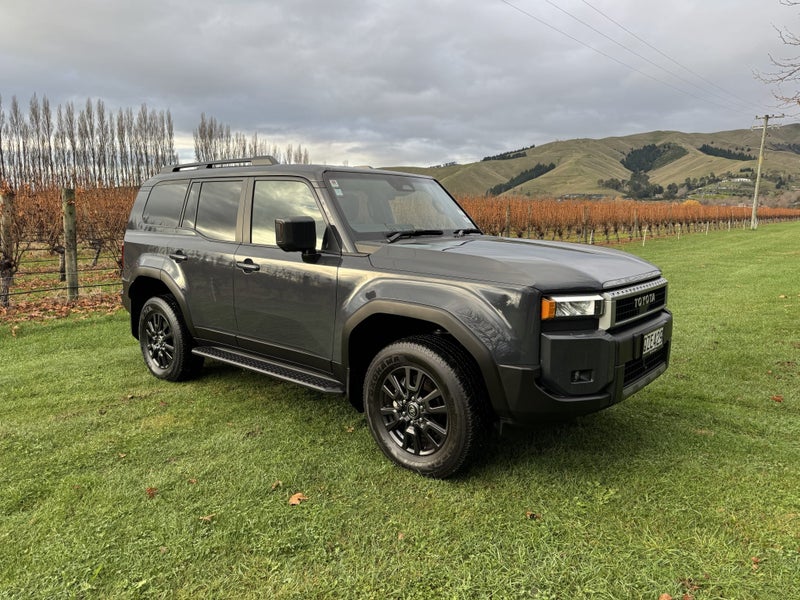 2024 Toyota Land Cruiser Prado GXL 2.8D Hybrid...