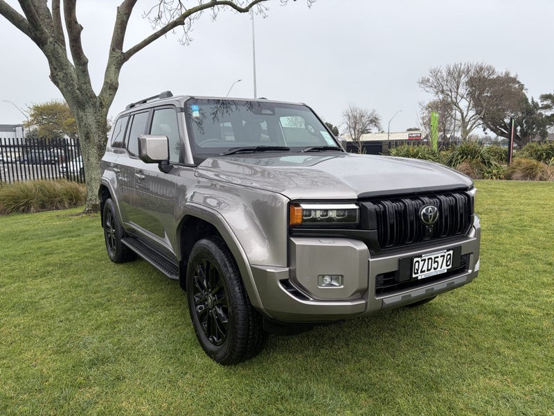2024 Toyota Land Cruiser Prado VX 2.8D Hybrid A...
