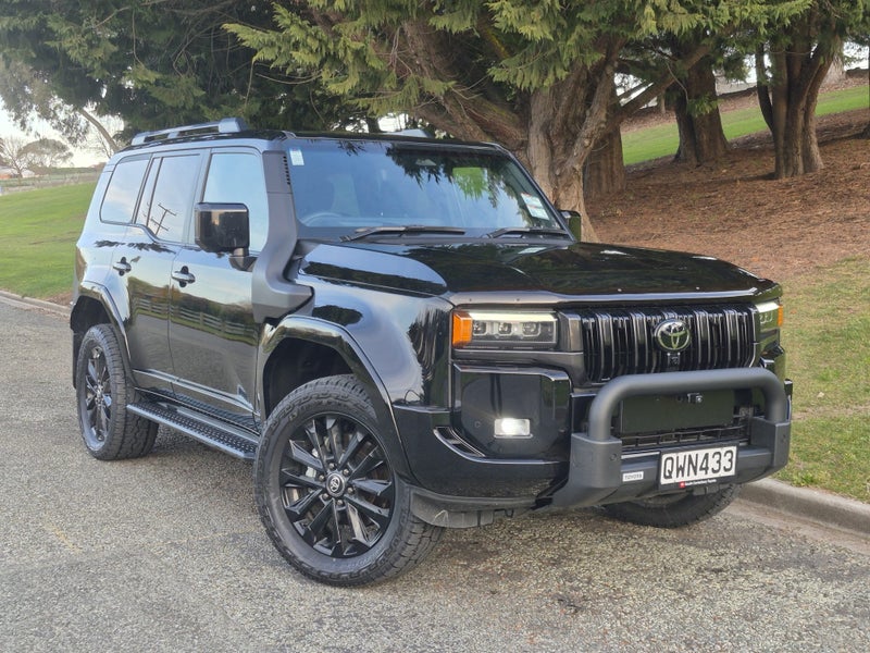 2024 Toyota Land Cruiser Prado VXL 2.8D Hybrid...
