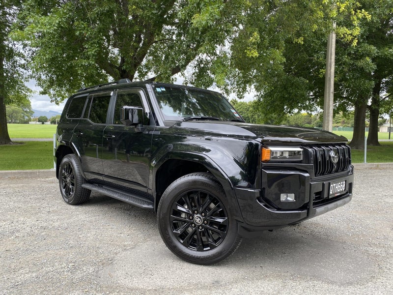 2024 Toyota Land Cruiser Prado VXL 2.8D Hybrid...