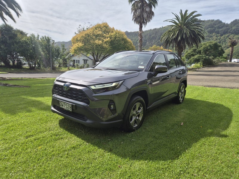2024 Toyota RAV4 GX 2.5P Hybrid