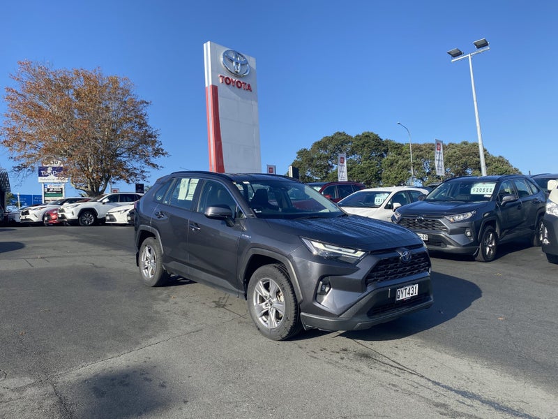 2024 Toyota RAV4 GX 2.5P Hybrid