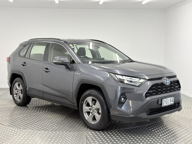 2024 Toyota RAV4 GX 2.5P Hybrid