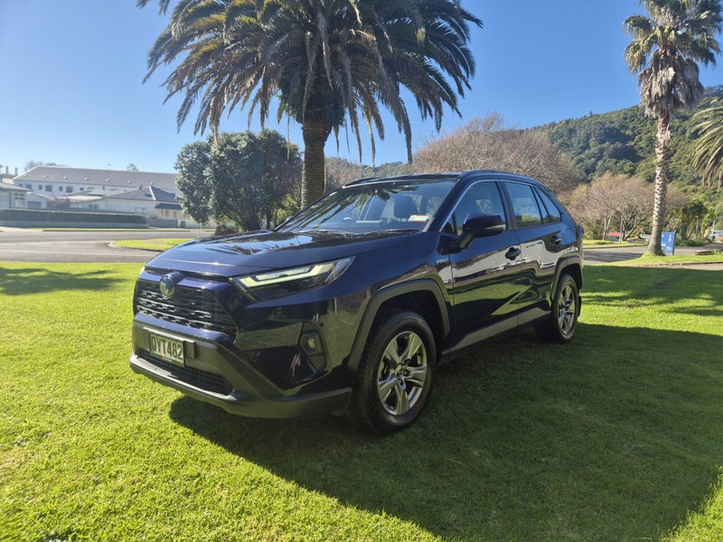 2024 Toyota RAV4 GX 2.5P Hybrid