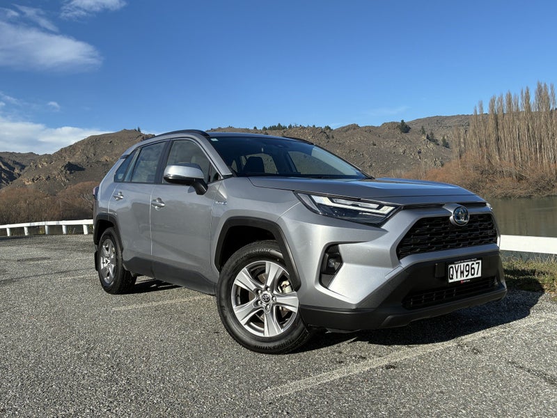 2024 Toyota RAV4 GX Hybrid