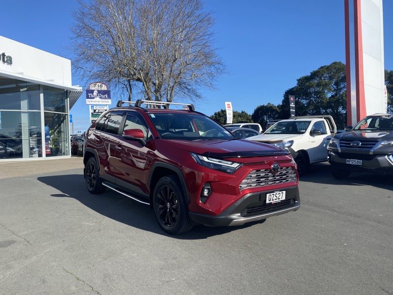 2024 Toyota RAV4 Limited 2.5P Hybrid
