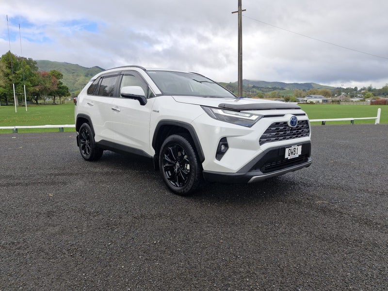 2024 Toyota RAV4 Limited 2.5P Hybrid 4WD - Serv...