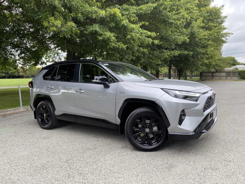 2024 Toyota RAV4 XSE 2.5P HV ECVT AWD SUV