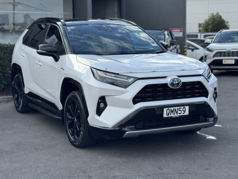 2024 Toyota RAV4 XSE 2.5P HV ECVT AWD SUV/5D/5S