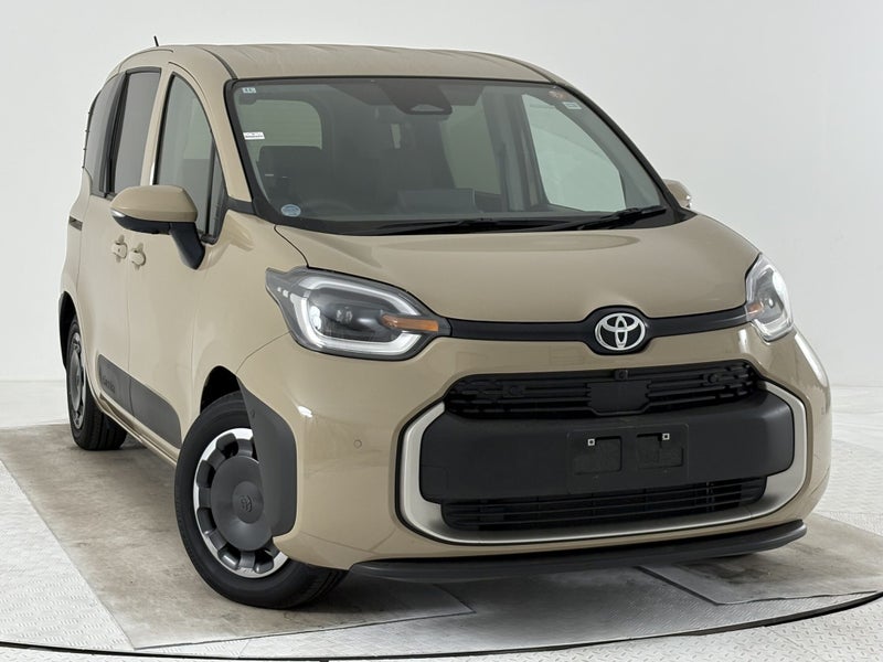 2024 Toyota Sienta 1.5 Hybrid Z