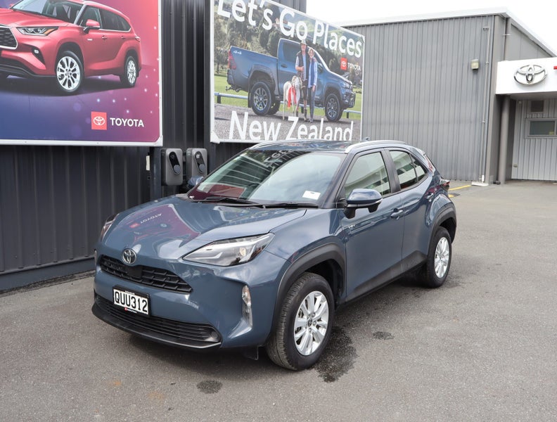 2024 Toyota Yaris Cross GX 1.5P HV ECVT FWD SUV...