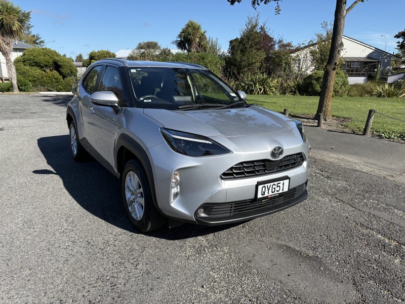 2024 Toyota Yaris Cross GX 1.5P HV ECVT FWD SUV...
