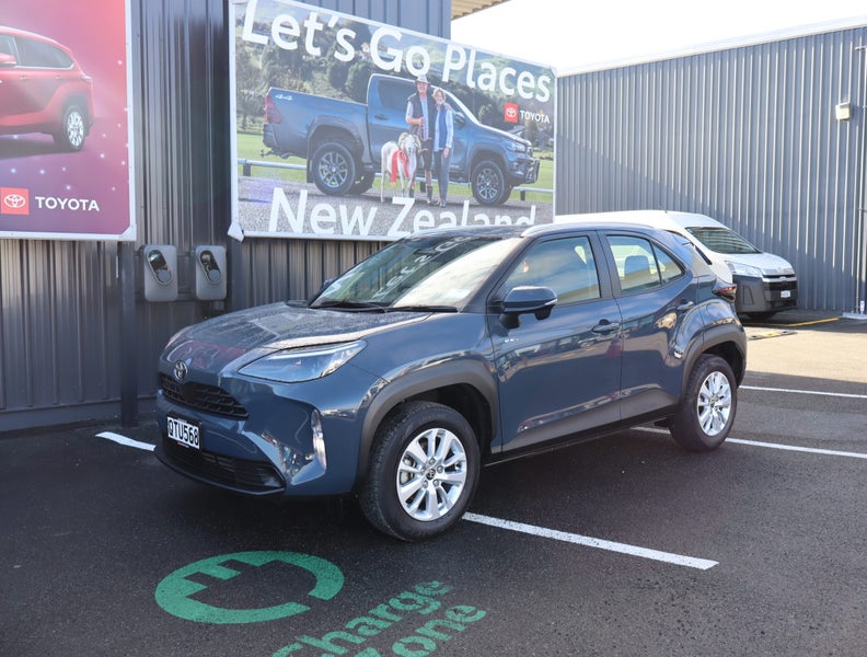 2024 Toyota Yaris Cross GX 1.5P HV ECVT FWD SUV...