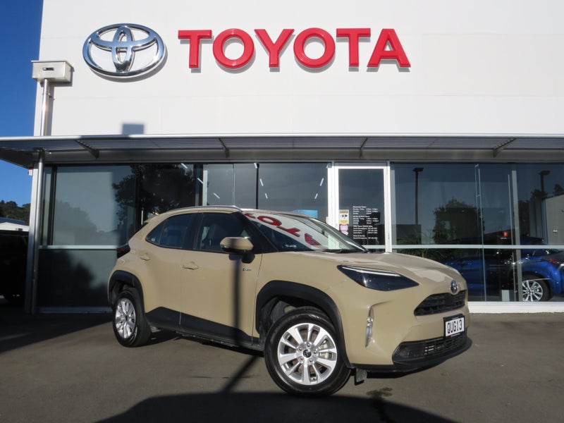 2024 Toyota Yaris Cross GX 1.5P HV ECVT FWD SUV...