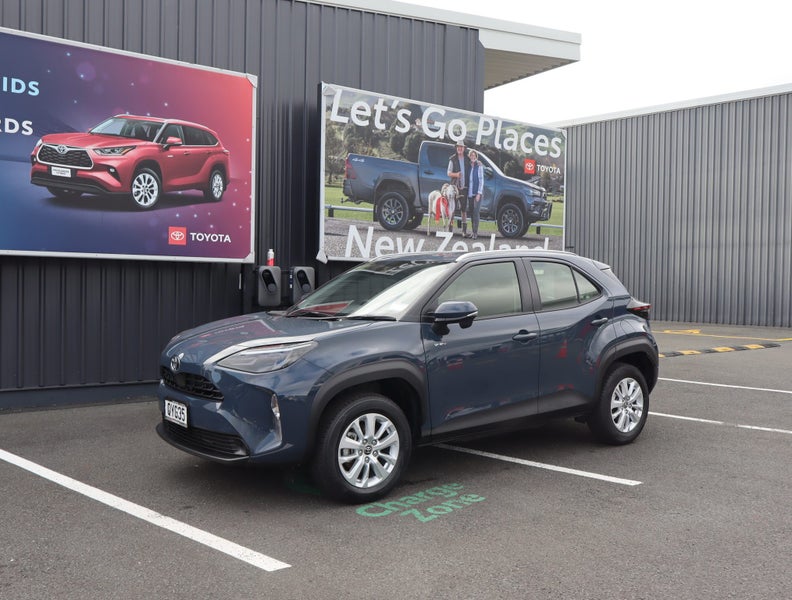 2024 Toyota Yaris Cross GX 1.5P HV ECVT FWD SUV...