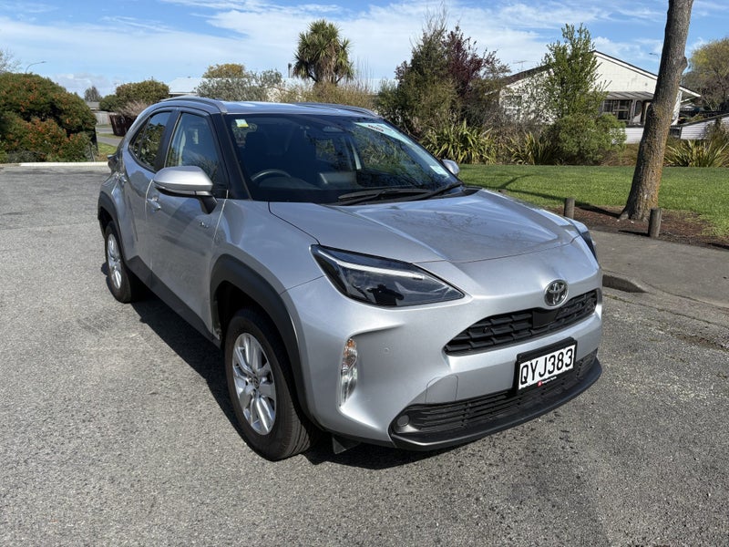 2024 Toyota Yaris Cross GX 1.5P HV ECVT FWD SUV...