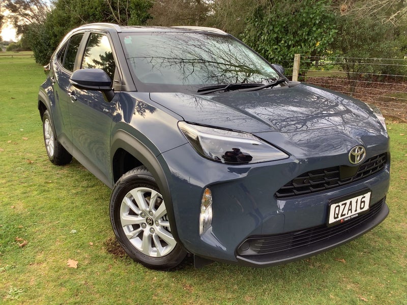 2024 Toyota Yaris Cross GX 1.5P HV ECVT FWD SUV...