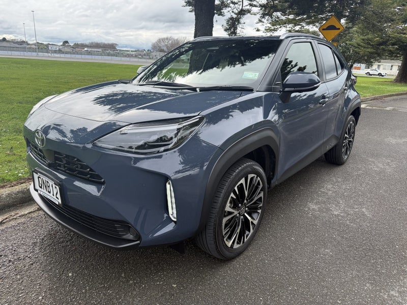 2024 Toyota Yaris Cross Limited 1.5P Hybrid FWD...