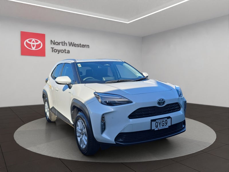 2024 Toyota Yaris GX 1.5L Hybrid FWD SUV