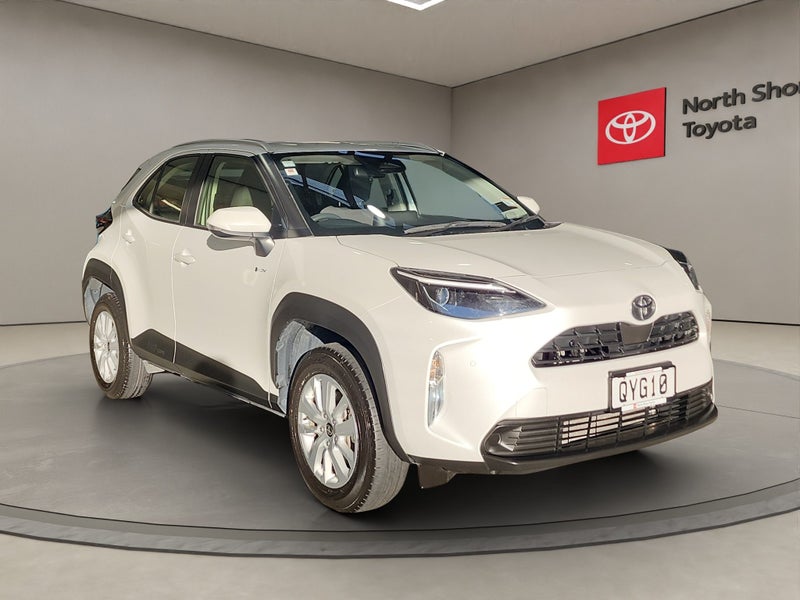 2024 Toyota Yaris GX 1.5L Hybrid FWD SUV