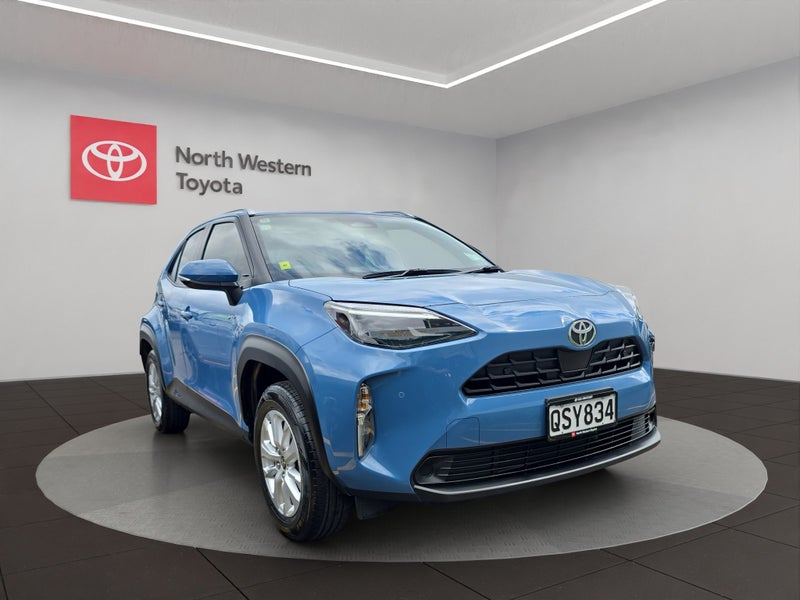 2024 Toyota Yaris GX 1.5L Hybrid FWD SUV