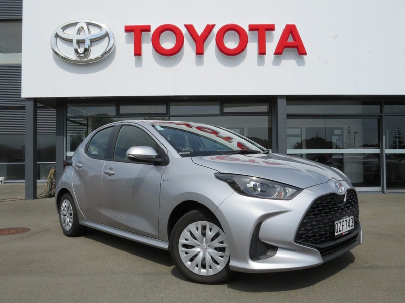 2024 Toyota Yaris GX 1.5P HV