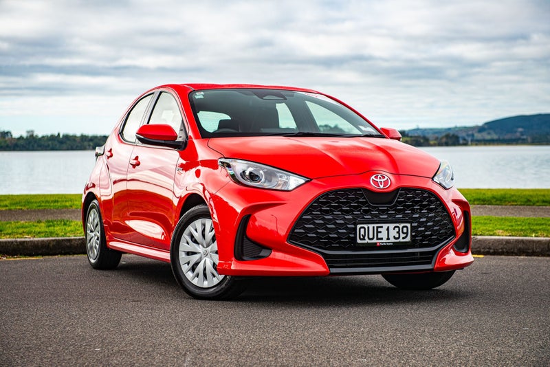 2024 Toyota Yaris GX 1.5P HV ECVT FWD