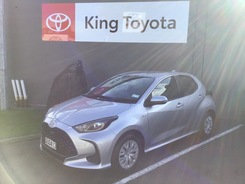 2024 Toyota Yaris GX 1.5P HV ECVT FWD HB