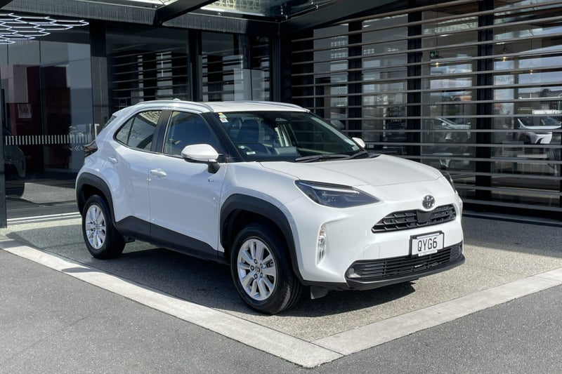 2024 Toyota Yaris GX 2.5 Petrol Hybrid FWD SUV