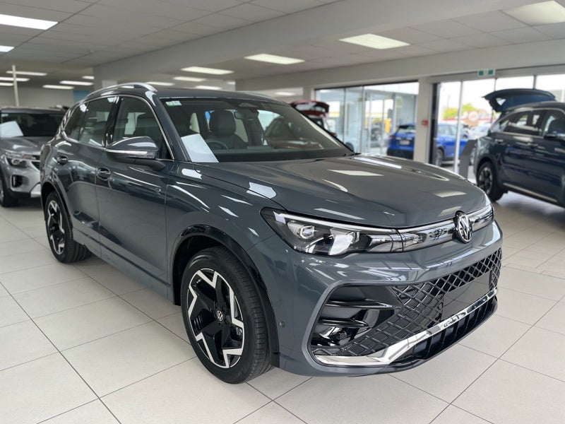 2024 Volkswagen Tiguan R-Line 1.4Pt/7At Touring