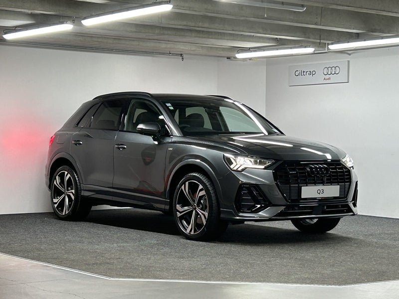 2025 Audi Q3 45 TFSI q S tronic (180 kW)