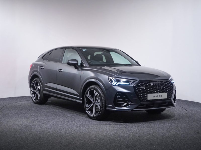 2025 Audi Q3 Sportback Dynamic Black Edition 18...
