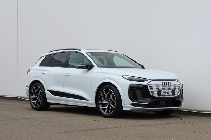 2025 Audi Q6 SUV e-tron quattro 285kw