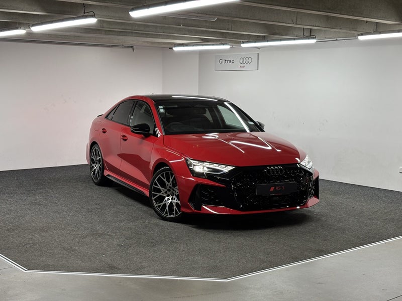 2025 Audi RS3 Sedan TFSI 294 kW