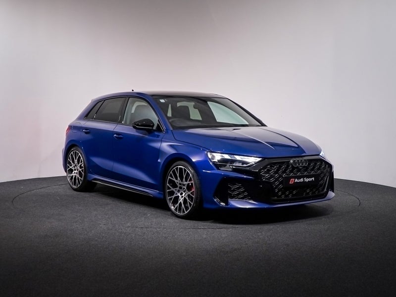 2025 Audi RS3 Sportback TFSI 294kW quattro