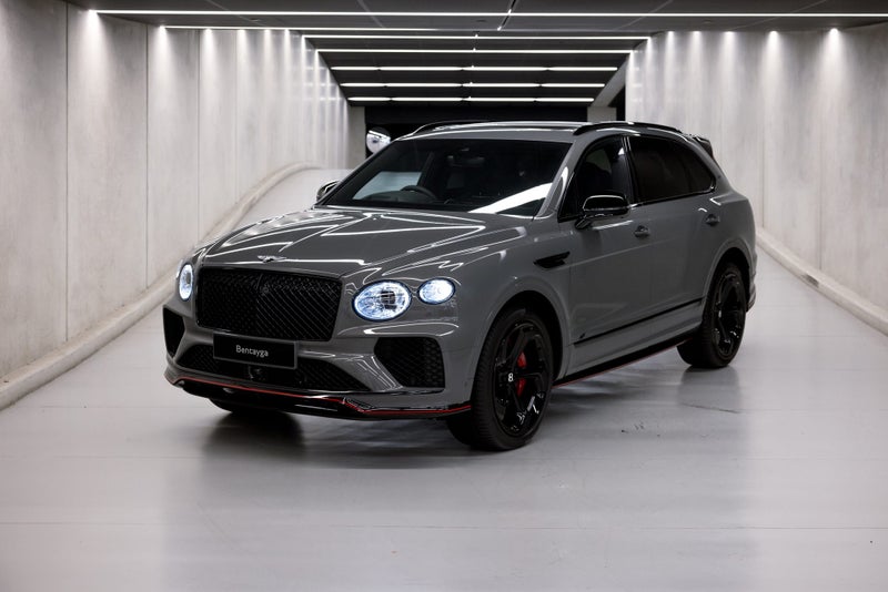 2025 Bentley Bentayga S Black Edition