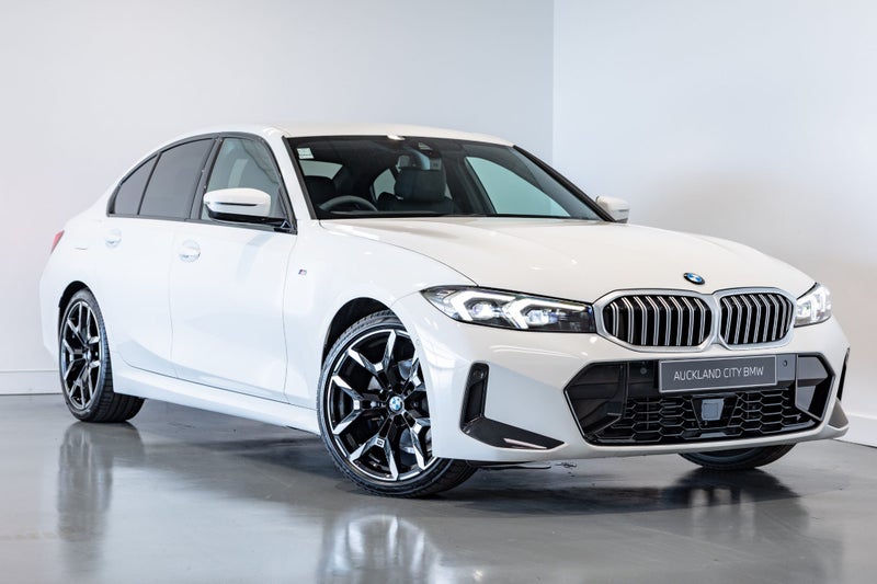 2025 BMW 320i MSport Sedan