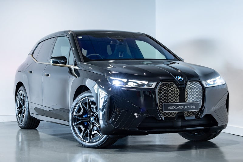 2025 BMW iX xDrive M60 - BMW's Flagship EV.