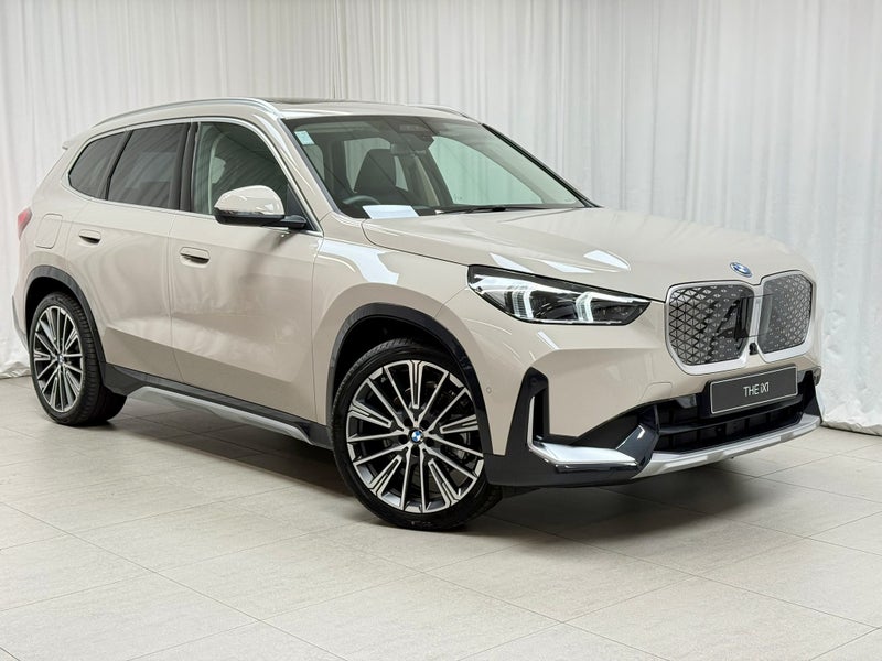 2025 BMW iX1 BMW iX1 xDrive30