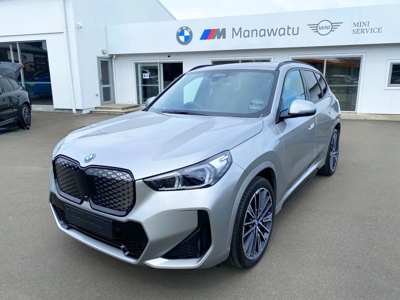 2025 BMW iX1 XDRIVE 30 - M Sport