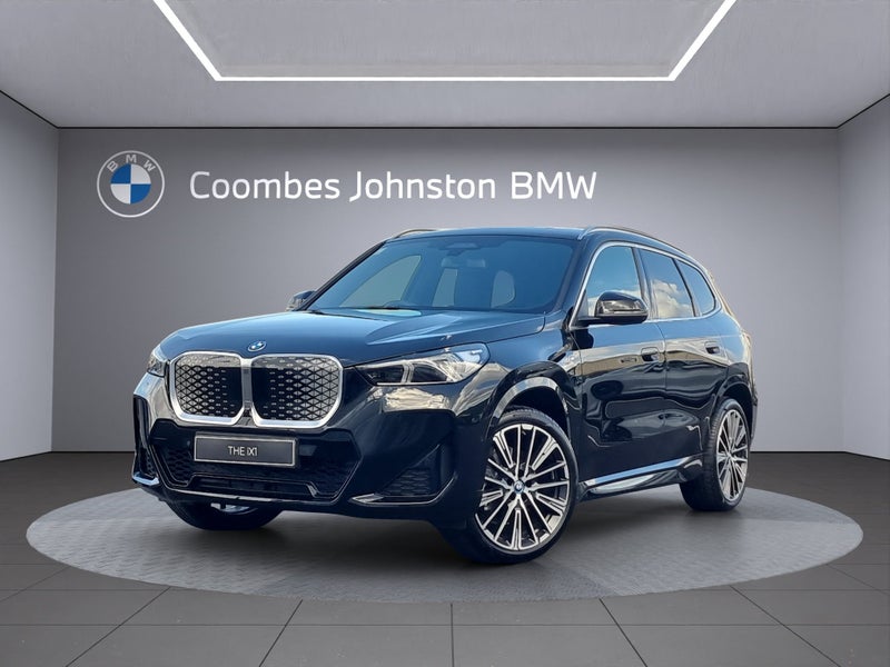 2025 BMW iX1 xDrive 30 M sport