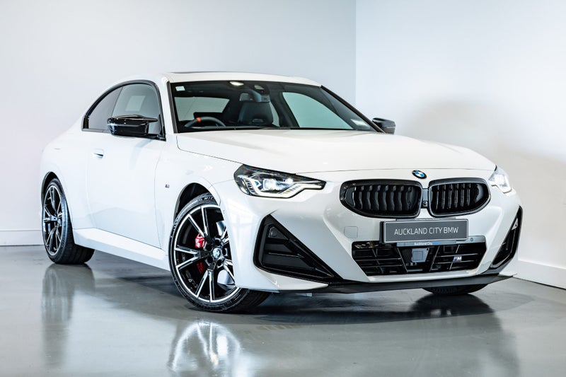 2025 BMW M240i Xdrive