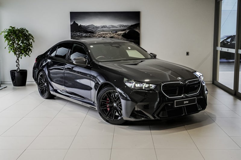 2025 BMW M5 Sedan