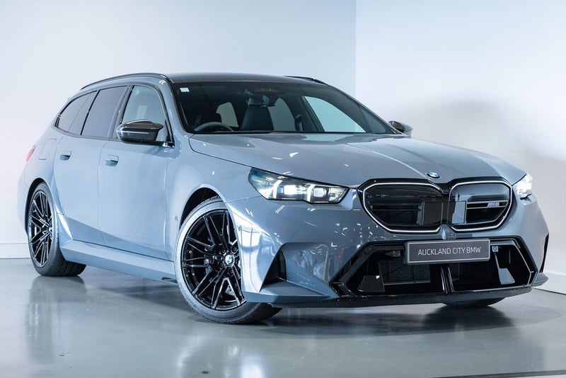 2025 BMW M5 Touring xDrive