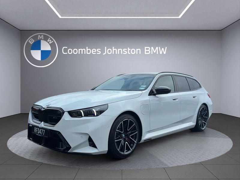 2025 BMW M5 Touring xDrive PHEV