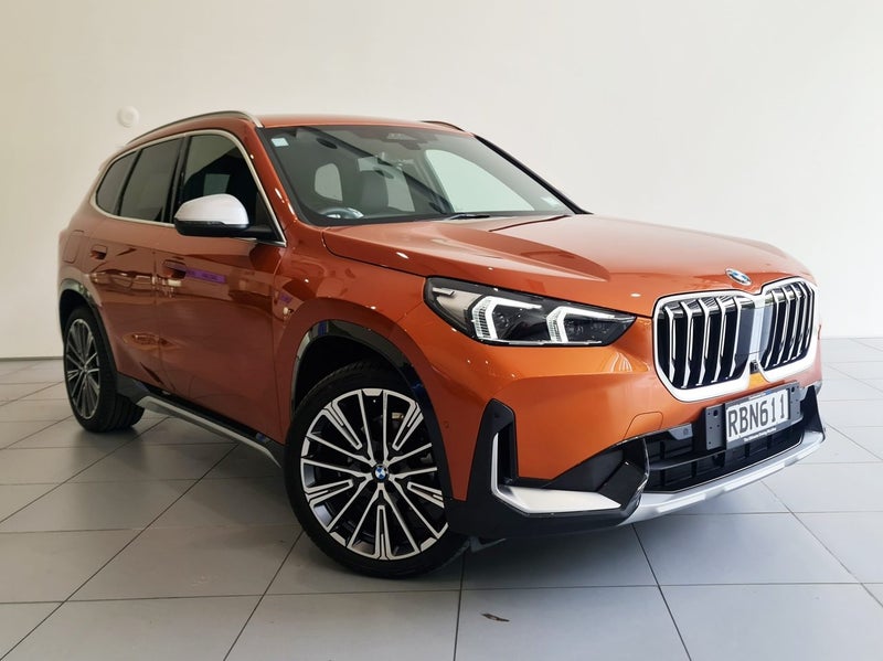 2025 BMW X1 S-drive18i X-Line Premium Utah Orange