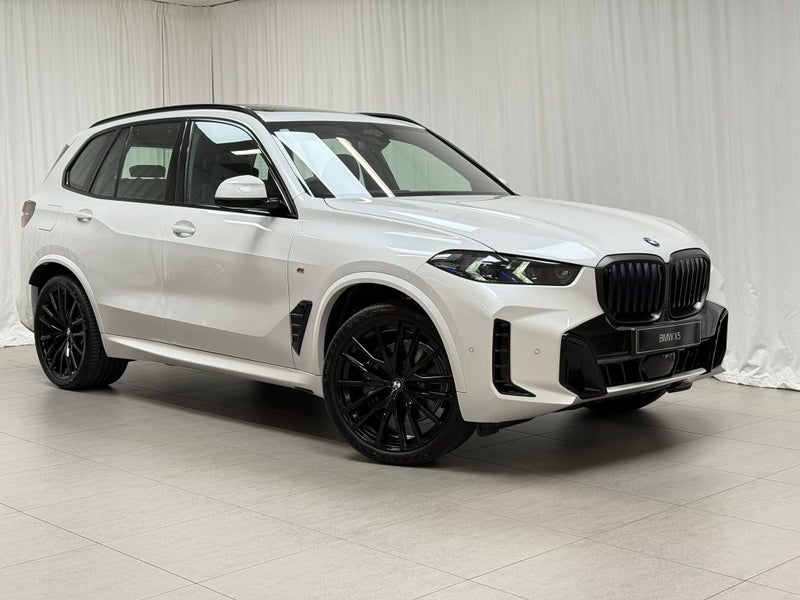 2025 BMW X5 xDrive30d Motorsport Pro with Innov...