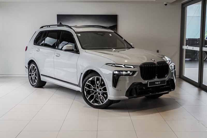 2025 BMW X7 xDrive40d
